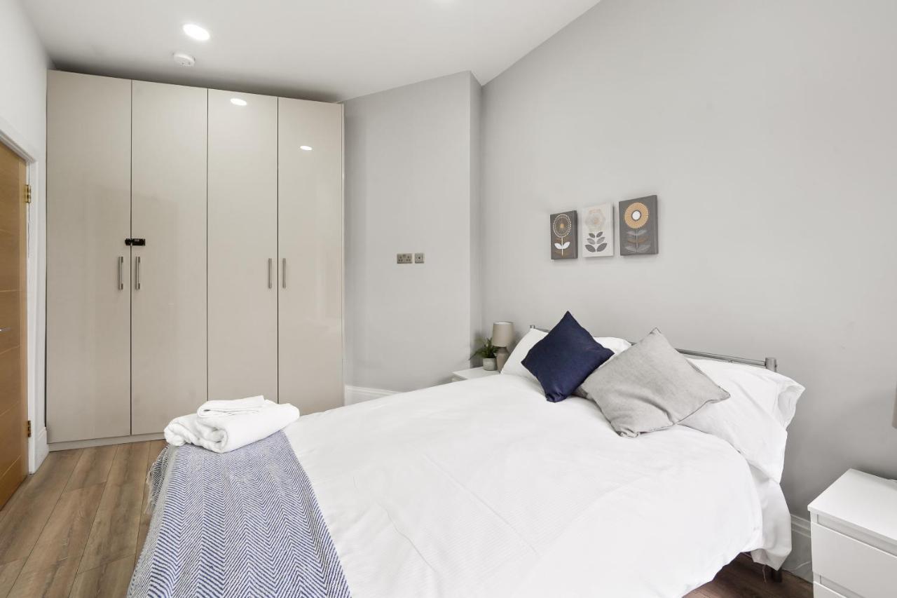 Апартаменты 3Br Duplex Penthouse Harrow Centre Экстерьер фото
