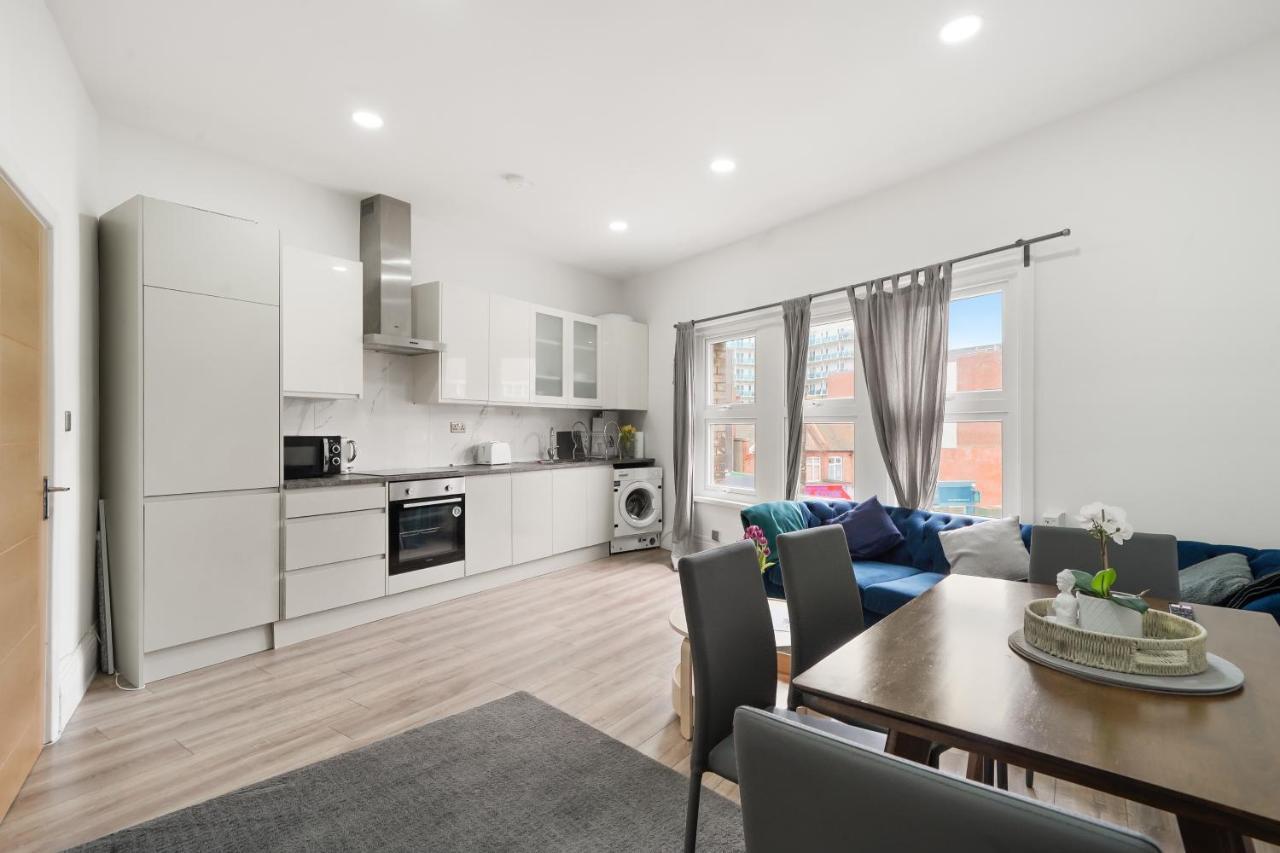 Апартаменты 3Br Duplex Penthouse Harrow Centre Экстерьер фото