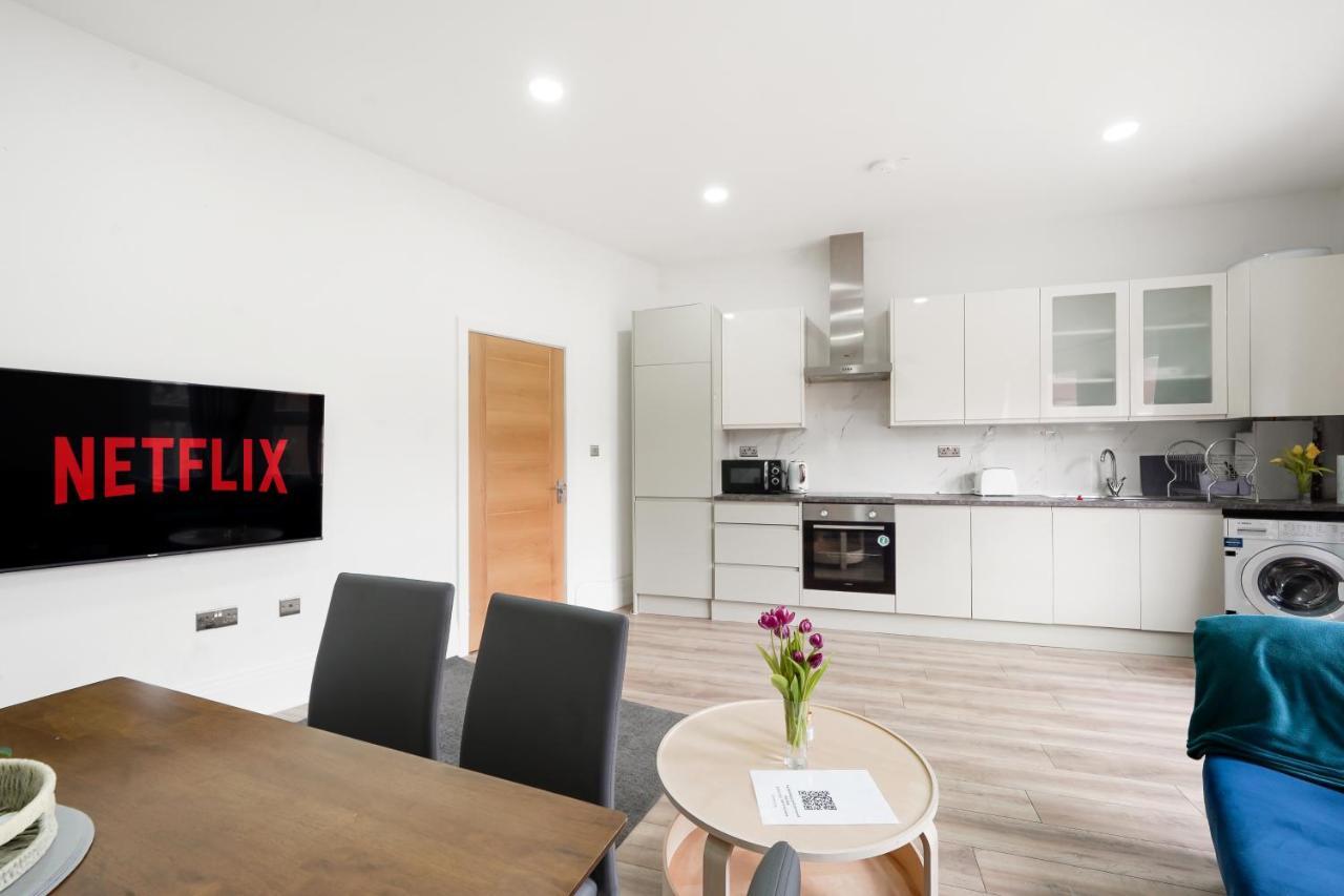 Апартаменты 3Br Duplex Penthouse Harrow Centre Экстерьер фото