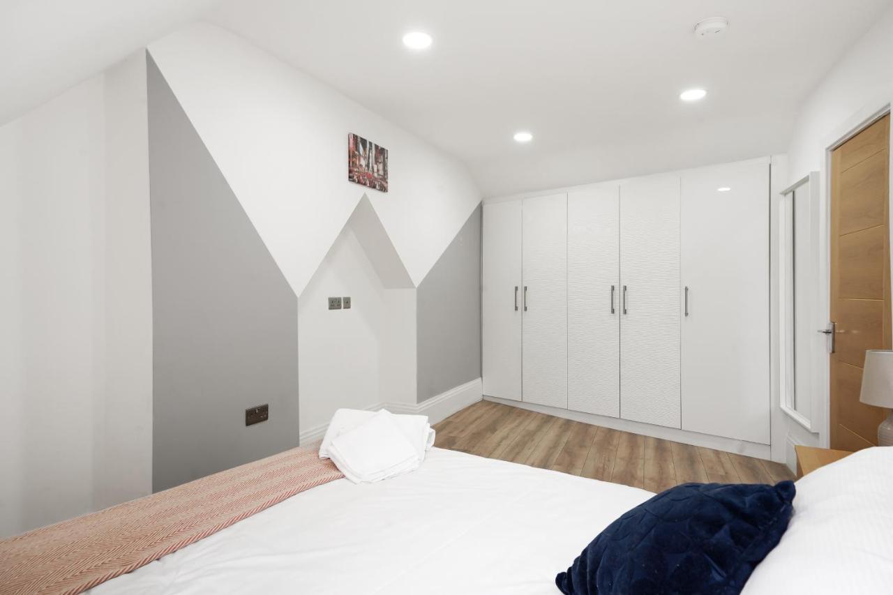 Апартаменты 3Br Duplex Penthouse Harrow Centre Экстерьер фото